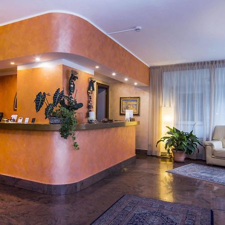 Hotel Le Pageot Аоста Экстерьер фото