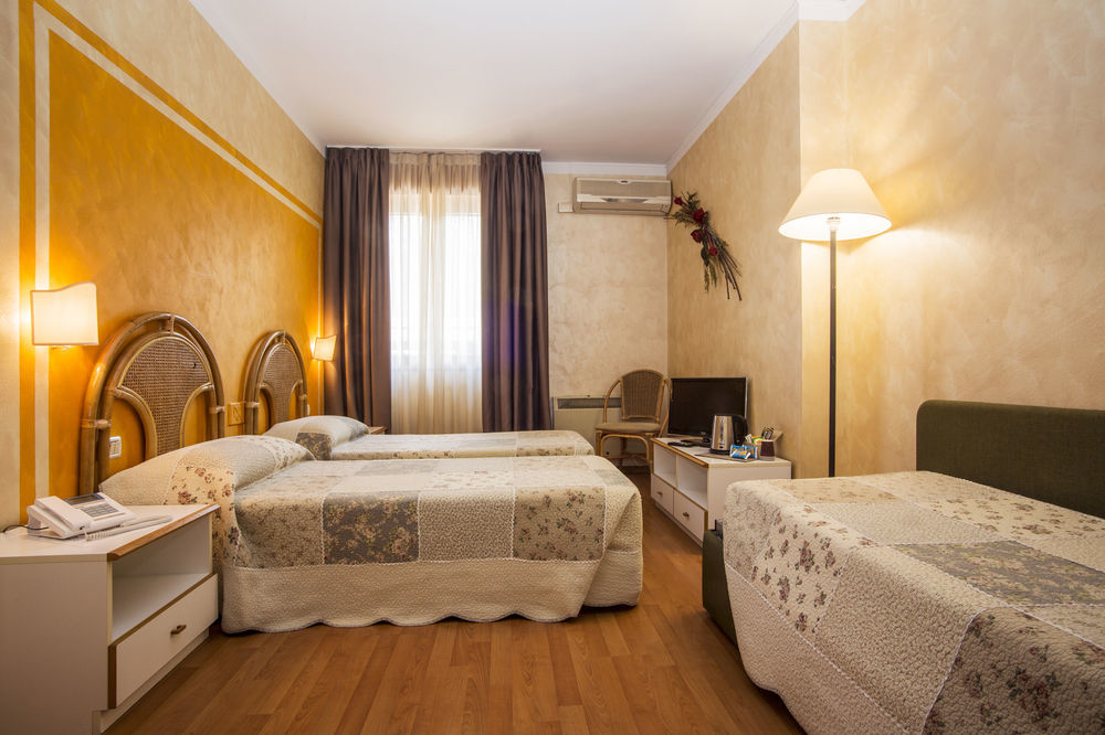 Hotel Le Pageot Аоста Экстерьер фото